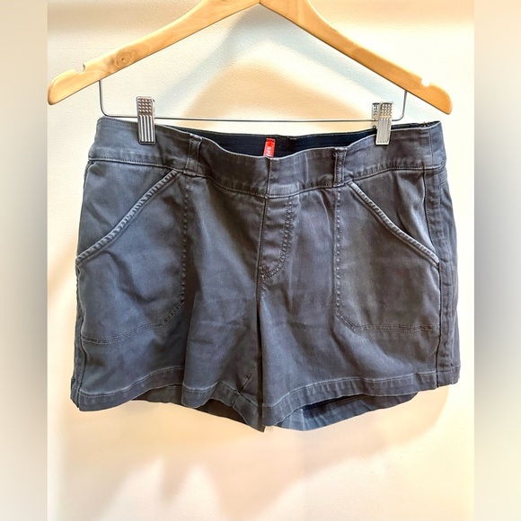 Spanx Stretch Twill Shorts 4" Navy Size L - Picture 2 of 6